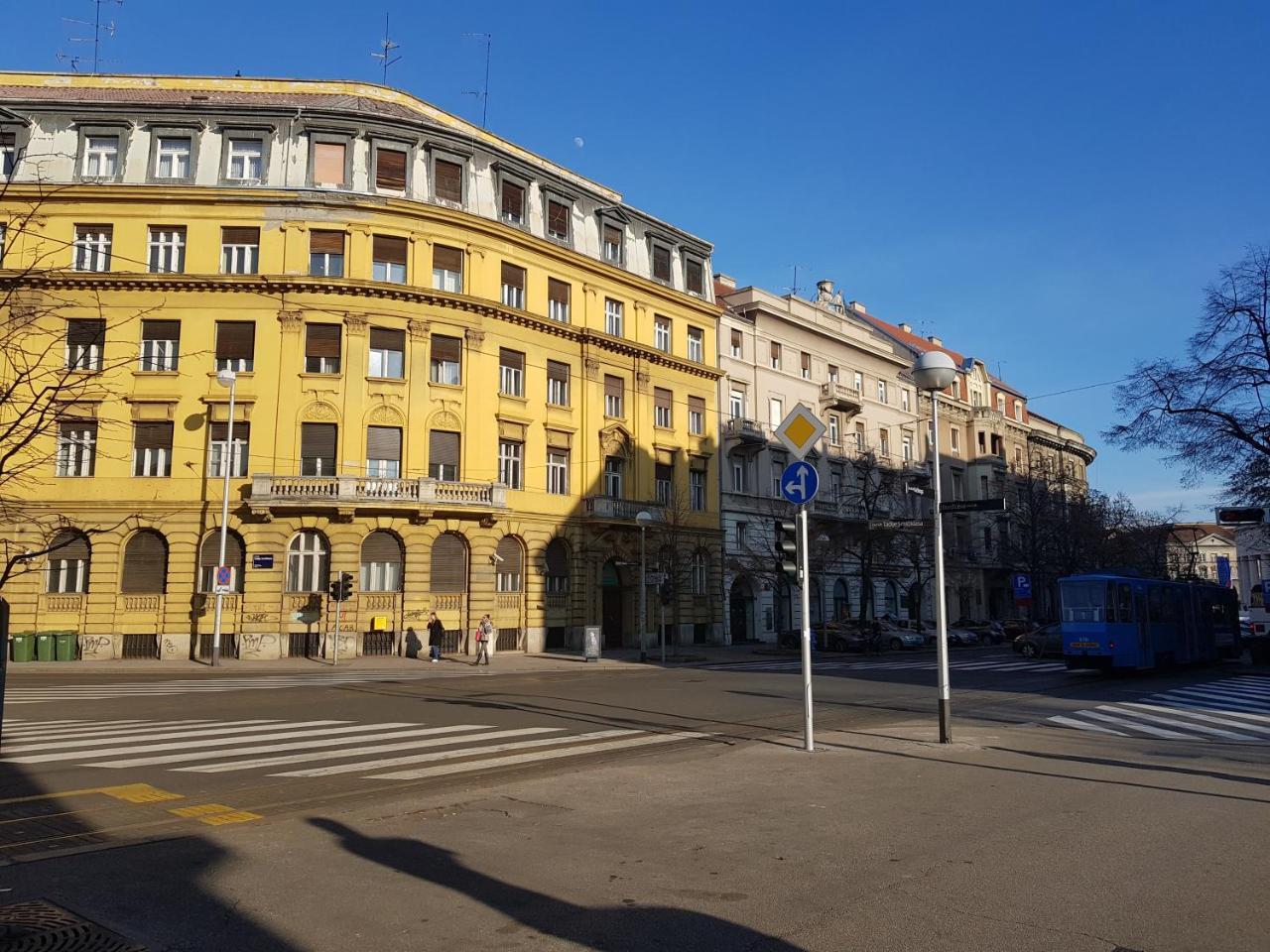 Palace Apartments By Zgrent Zagreb Extérieur photo